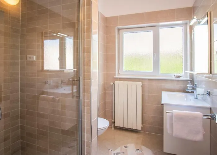 Apartament Dujmović *